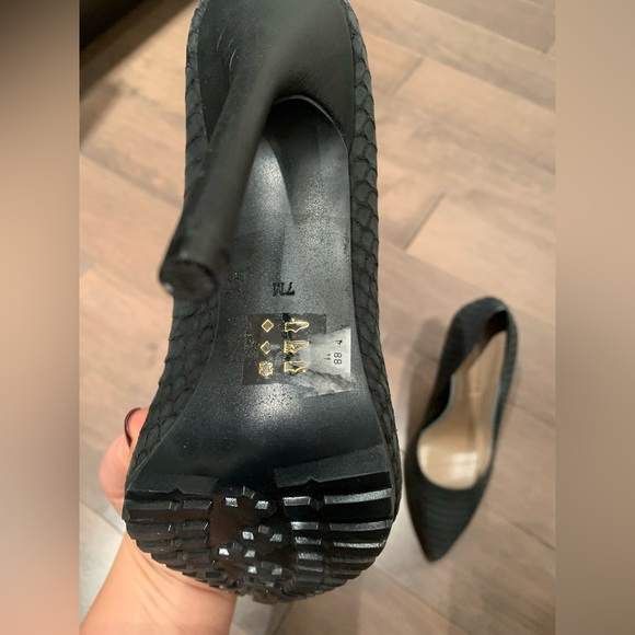 Stilettos - Picture 4 of 5